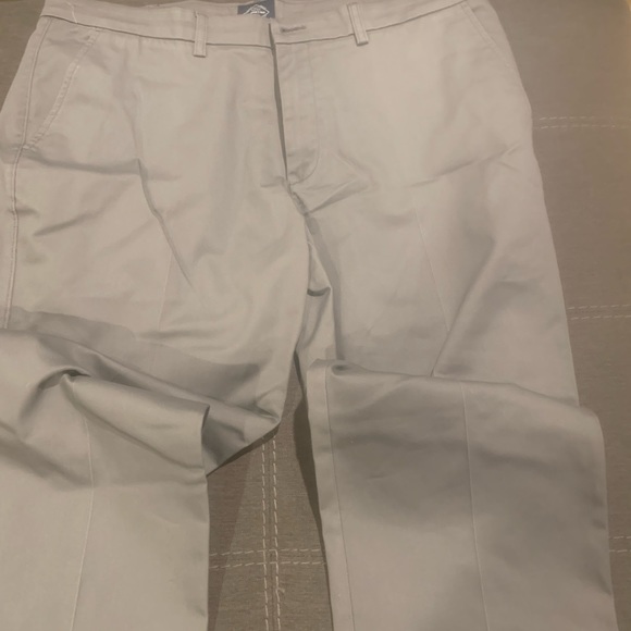 Chinos - Picture 1 of 2